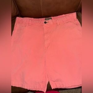 ORVIS men’s size 38 shorts .